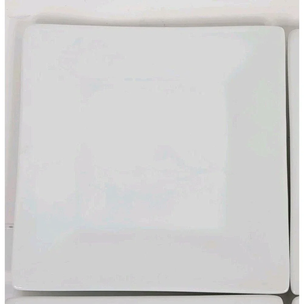 Set of 4 Crate & Barrel White 6